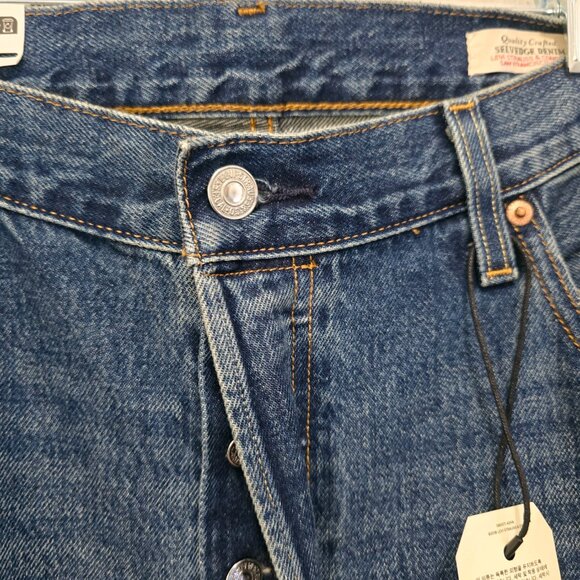 NWT Levi's 501 90s Selvedge Straight Jeans Womens 34x30 Blue - Picture 4 of 10